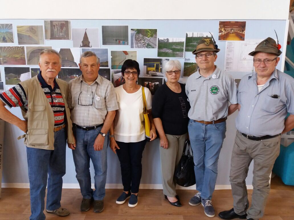 La delegazione di Cameri presente alla cerimonia. La delegazione di Cameri presente alla cerimonia.