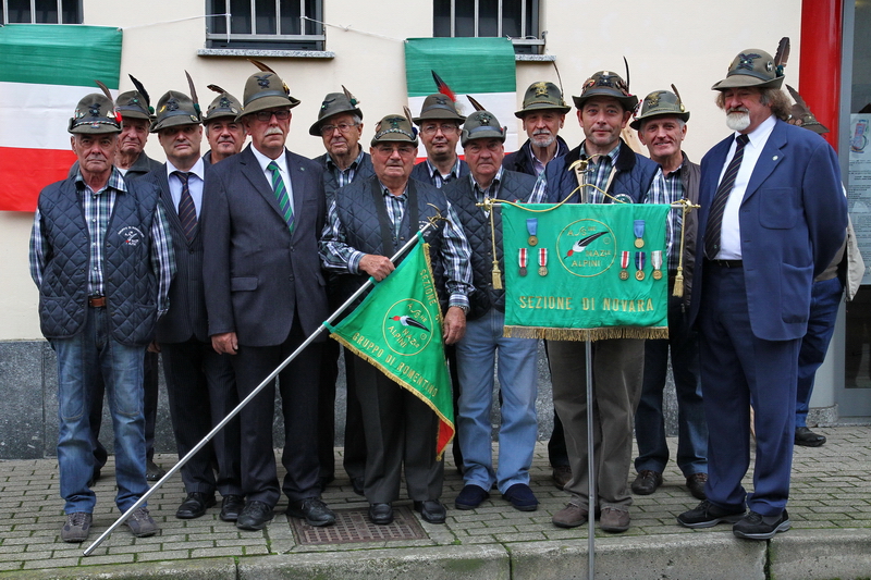 Il Gruppo di Romentino con il Presidente Palombo Il Gruppo di Romentino con il Presidente Palombo