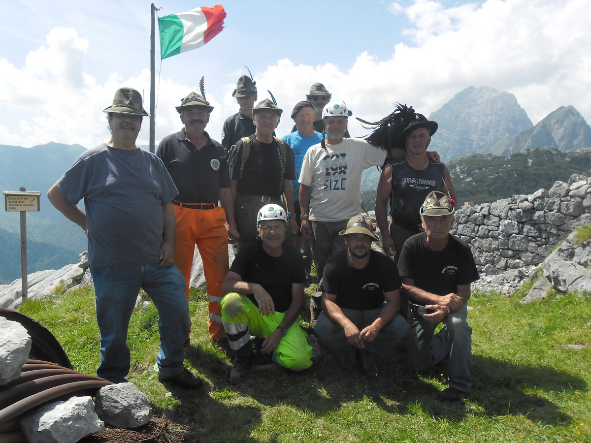 Il gruppo di Volontari e Amici che hanno operato sul Monte Freikofel